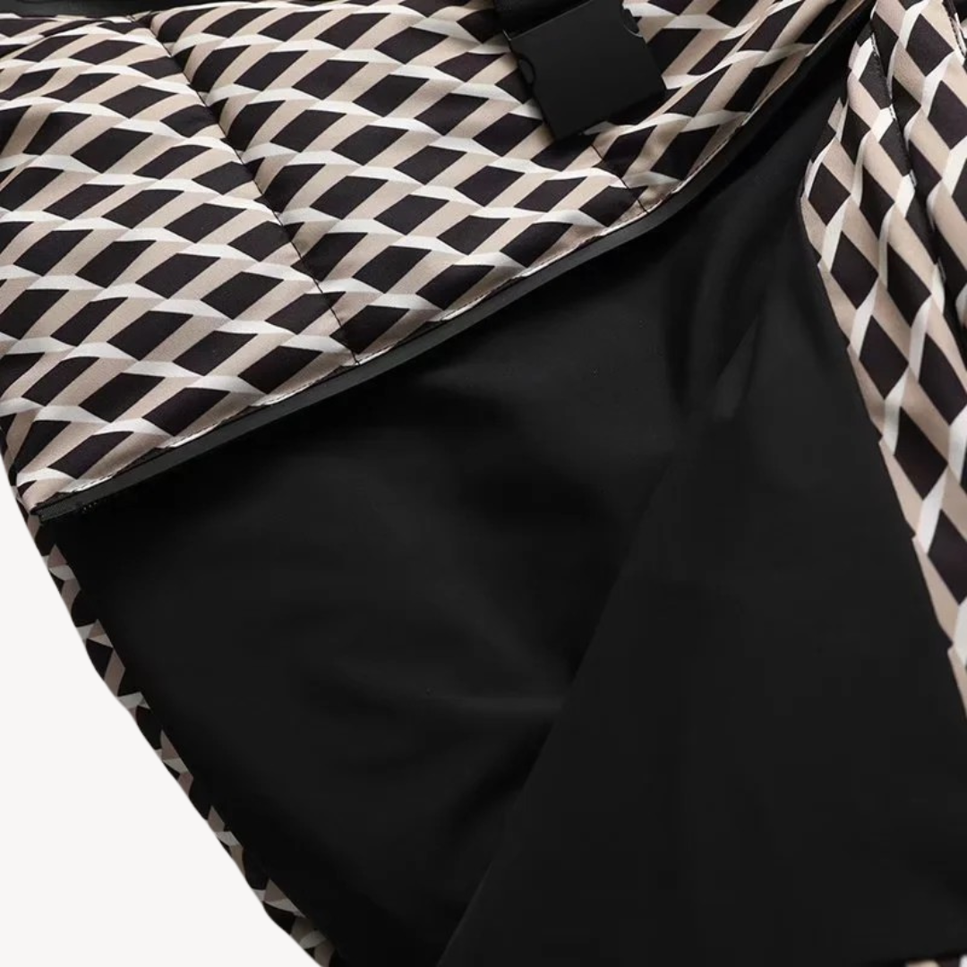 Sophie – Elegante Damen Steppjacke mit Taillengürtel