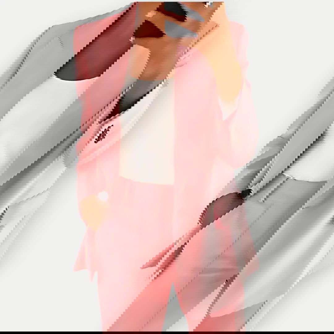 Valeria – Damen-Hosenanzug und Blazer im taillierten Schnitt