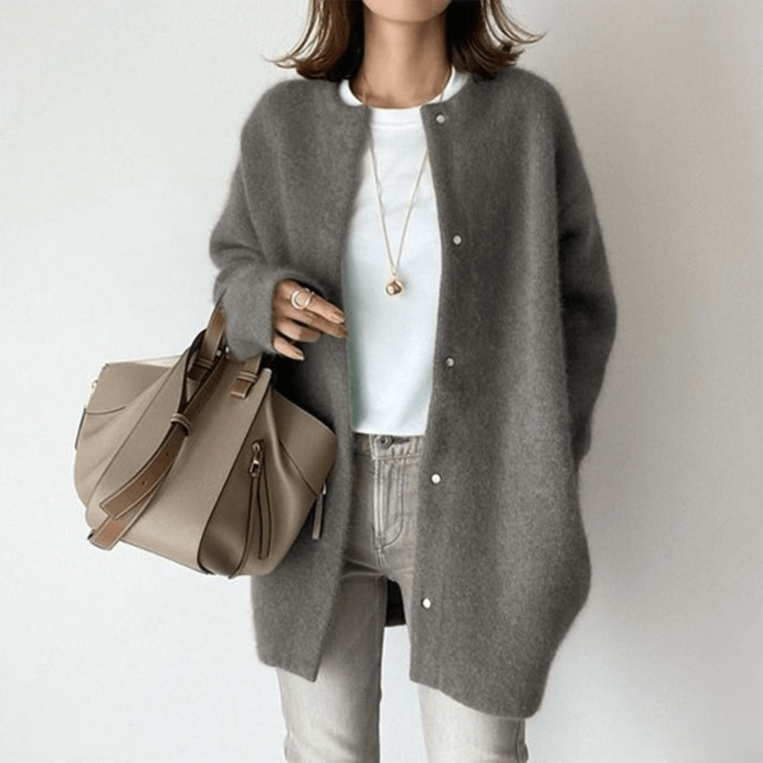 Ella – Kuschelige Damen Strickjacke mit Oversized-Passform