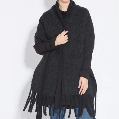Elena – Weicher Oversized-Schal mit Fransen