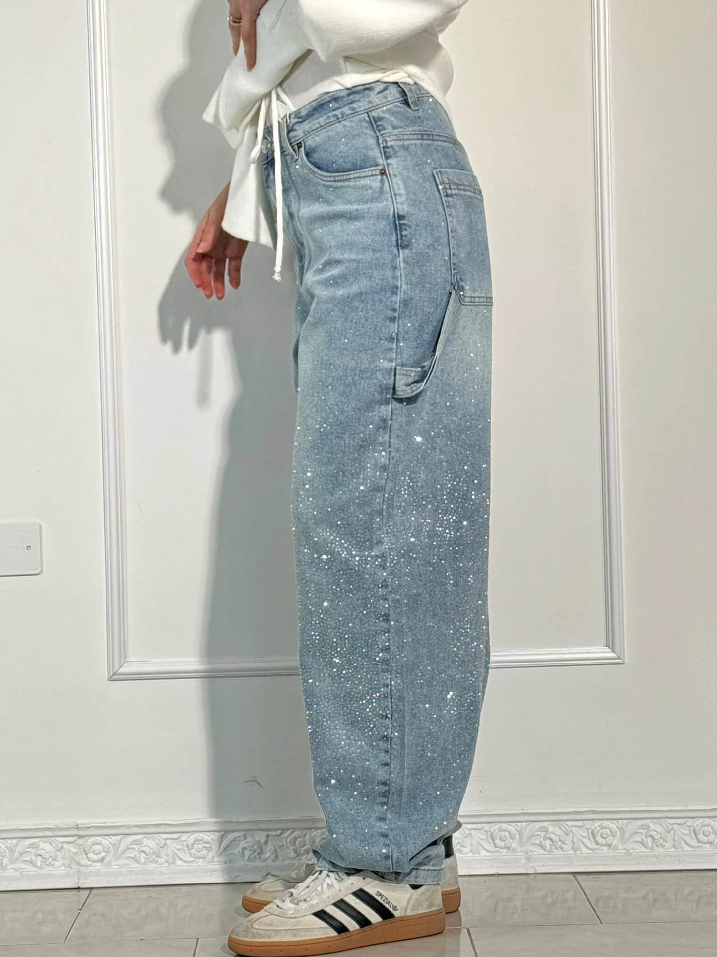 Elena – Glitzernde Baggy Jeans Damen
