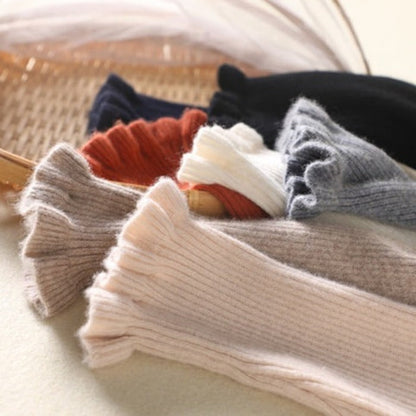 Amelie – Gerippter Strickpullover mit Rüschenkragen Damen