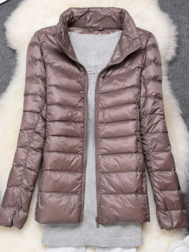 Lina – Leichte Steppjacke mit Kapuze Damen