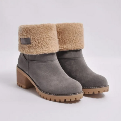 Clara - Damen Winterstiefeletten mit Absatz und Fellfutter