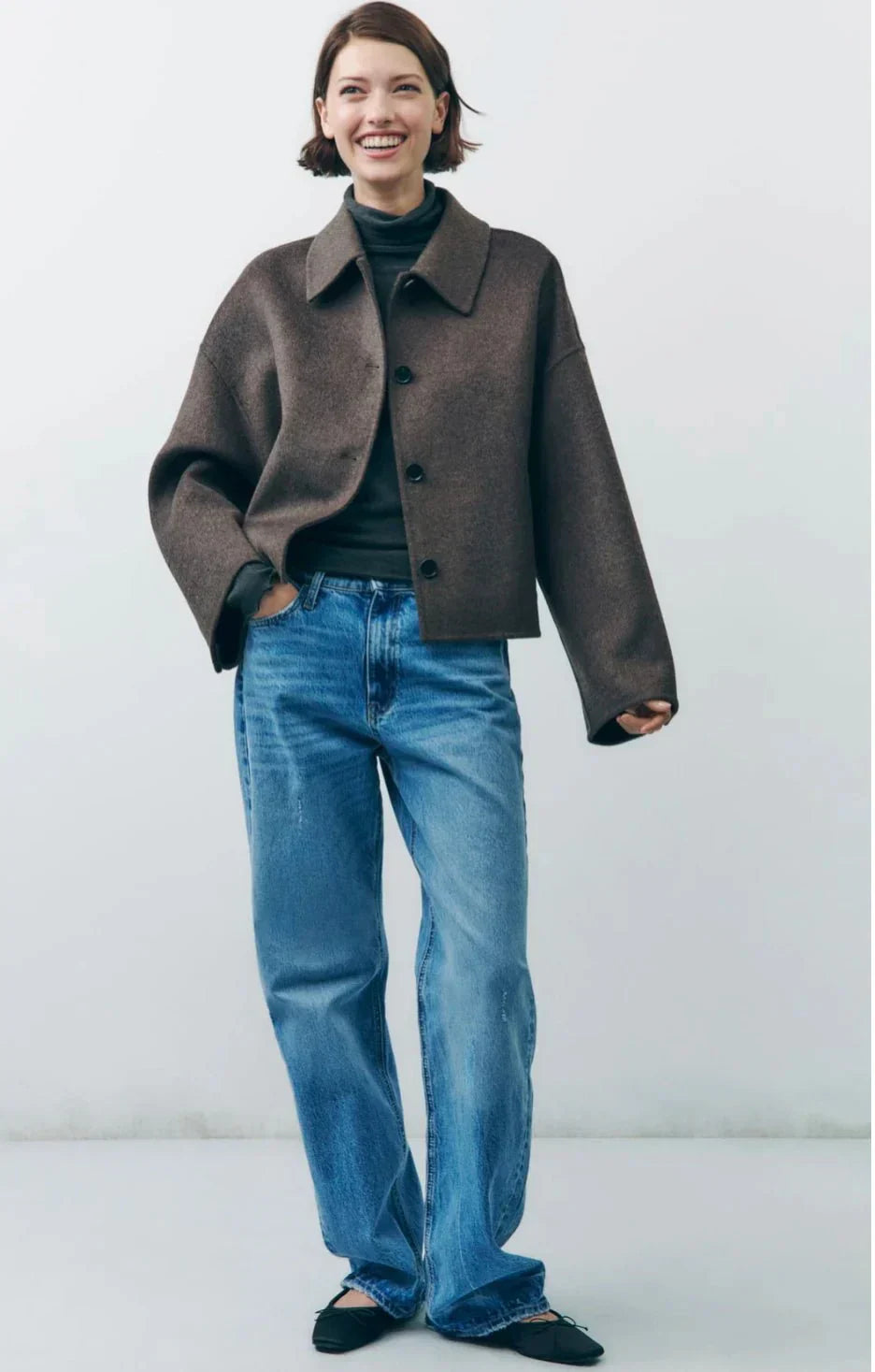 Lena - Damen Kurzjacke mit Kragen und Knöpfen